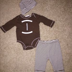 3 piece football outfit cap, bodysuit & pants